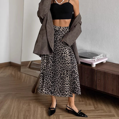 LEONIE | High Waist Leopard Skirt