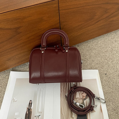 CYLEA | Cylindrical Leather Bag