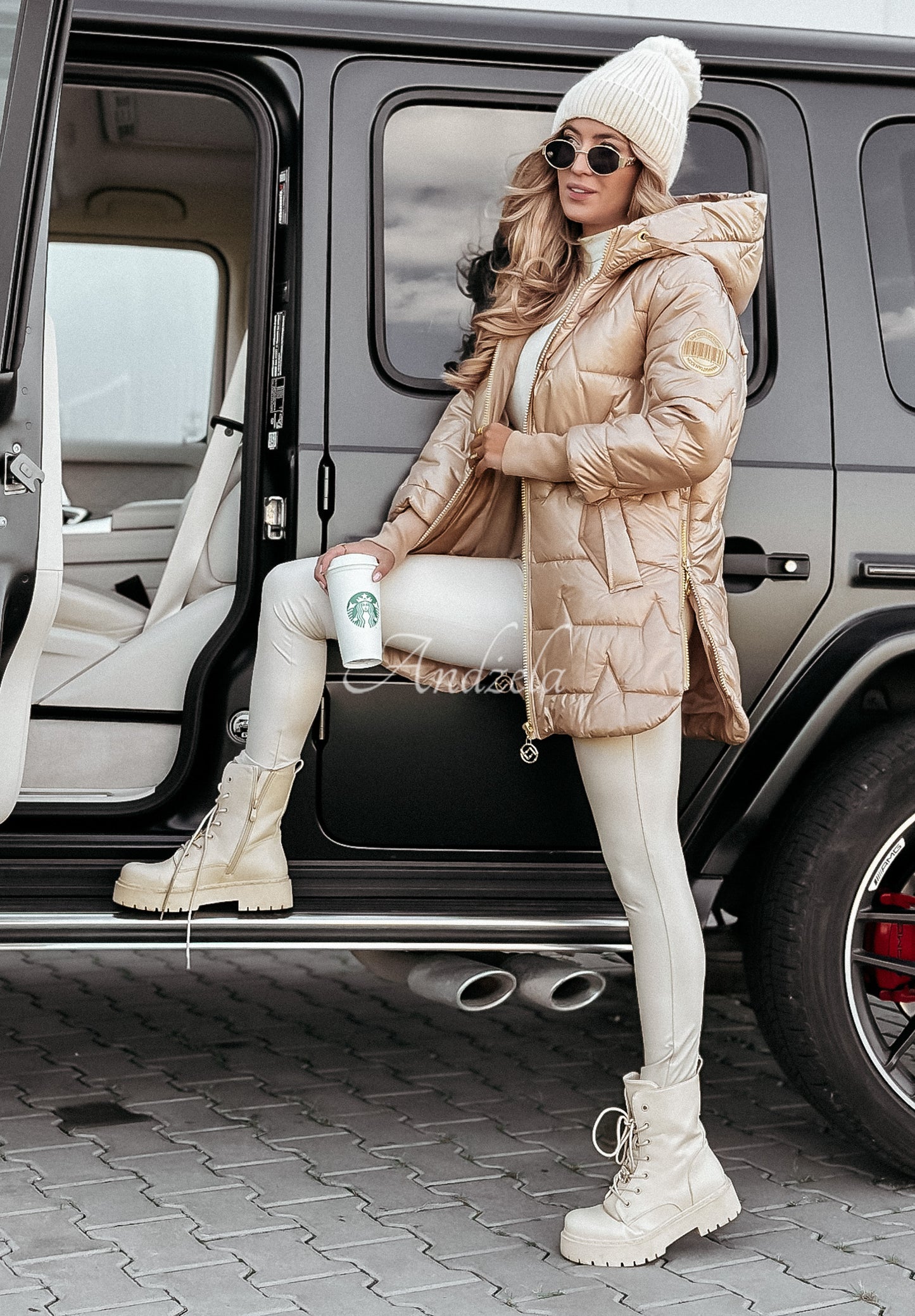 CHARLOTTE | Chaqueta de plumas Winter Elegance