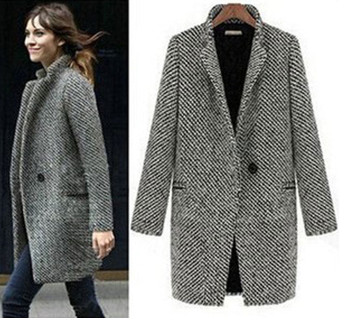 VALETTE: Checked Wool Coat