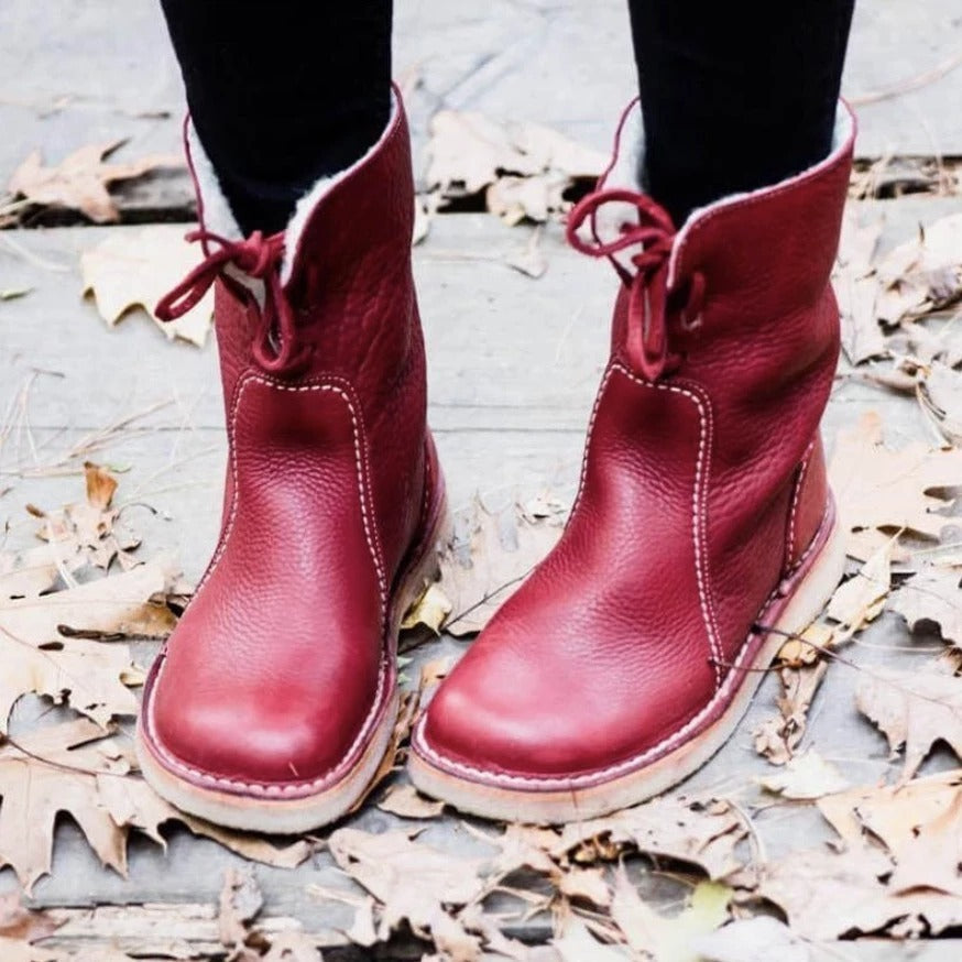 CHILA | Botas de piel y felpa