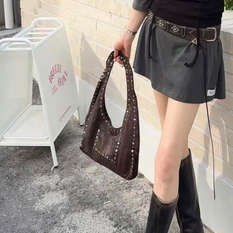 VINTAGE | Rivet Shoulder Bag