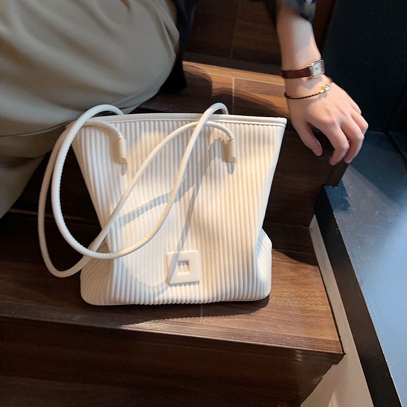 MIREILLE | Square Handbag
