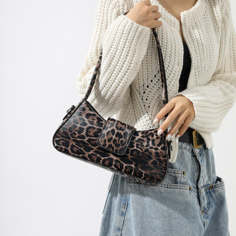 NORTEAMERICA | Bolso retro de leopardo