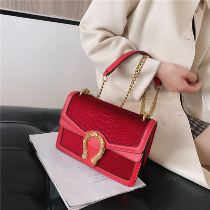 LILIA | Elegant Chain Shoulder Bag 