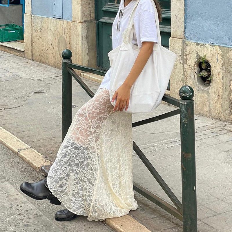 VENUS | Chic Lace Skirt 