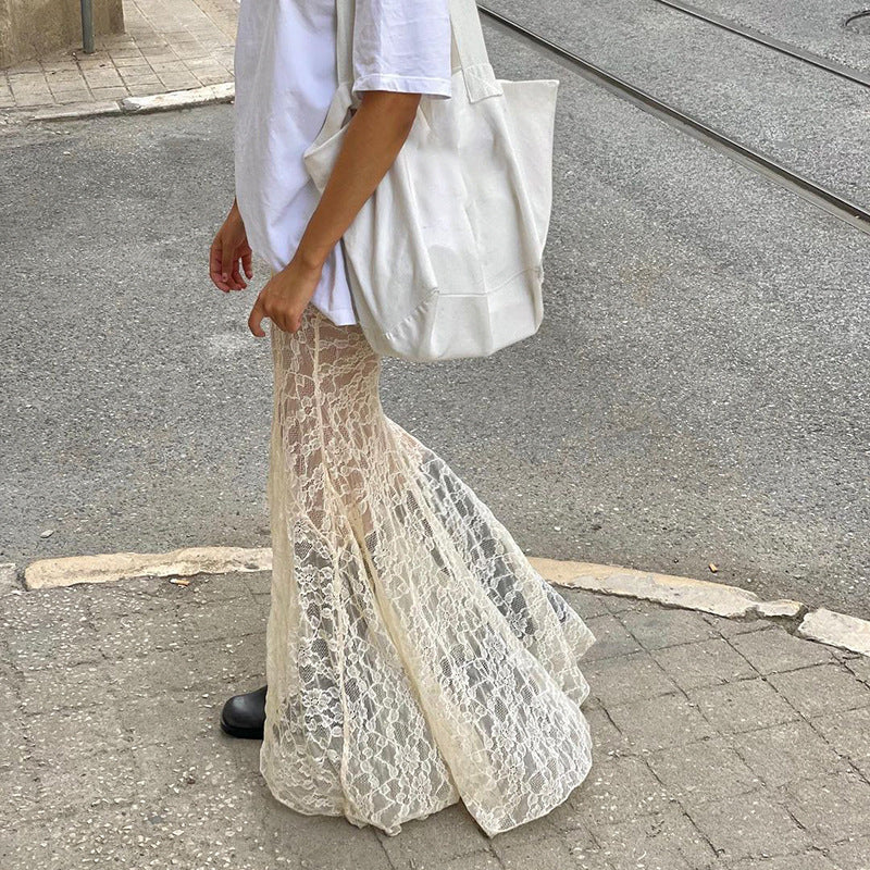 VENUS | Chic Lace Skirt 