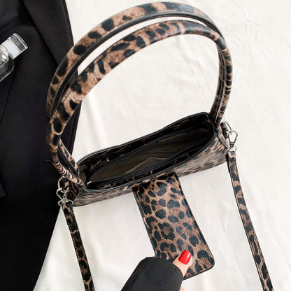 NORTEAMERICA | Bolso retro de leopardo