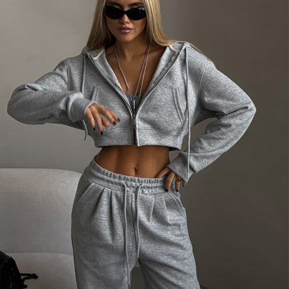 MONA | Ensemble Court A Capuche