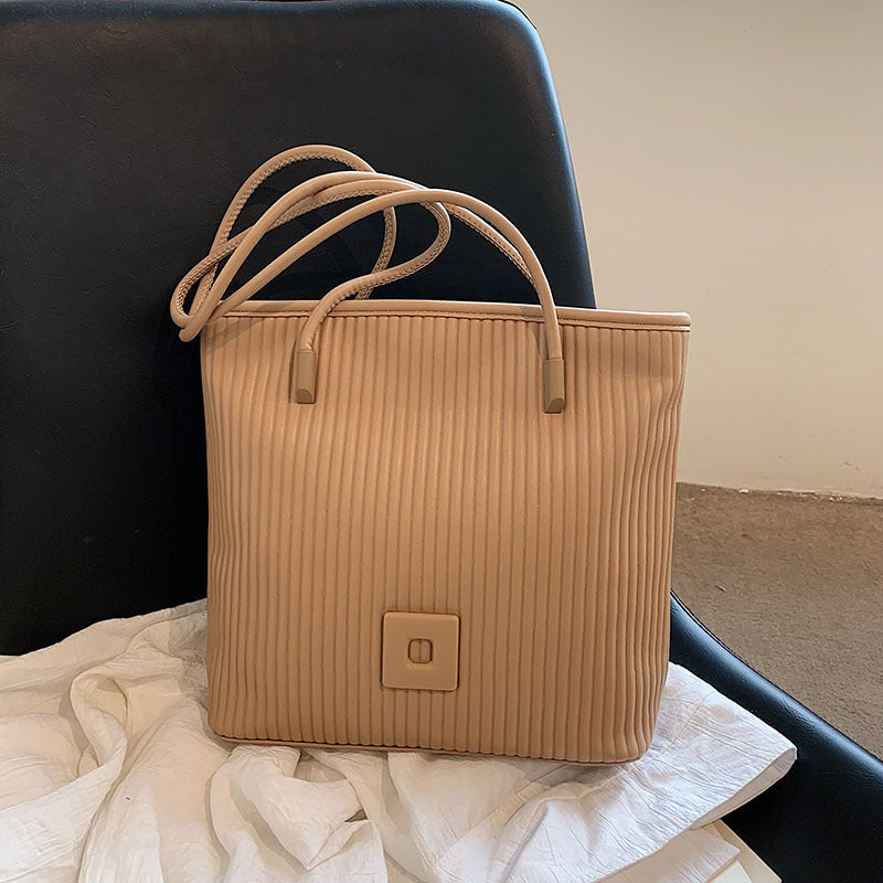 MIREILLE | Square Handbag