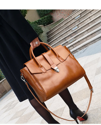 OLIVIA | Vintage Spacious Shoulder Bag 