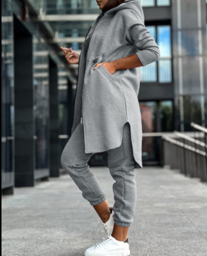 ESTINA | Conjunto con capucha de moda