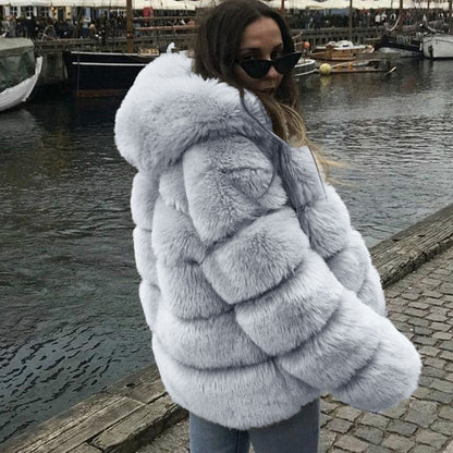 CALINE | Glamorous Fur Coat
