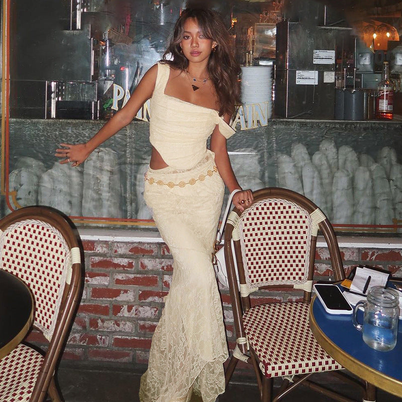 VENUS | Chic Lace Skirt 