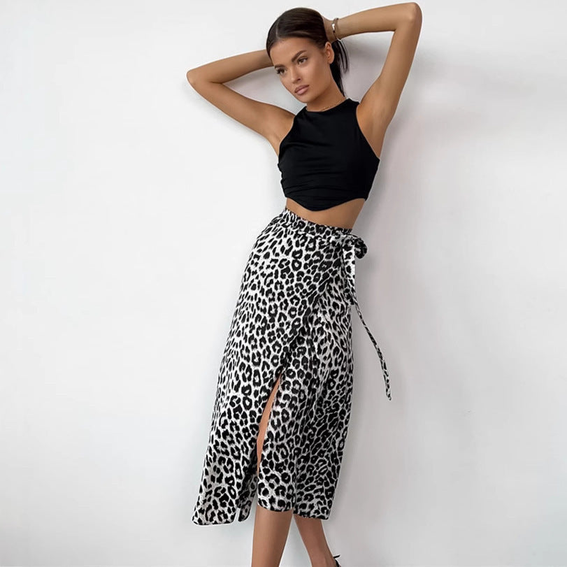 LEONIE | High Waist Leopard Skirt