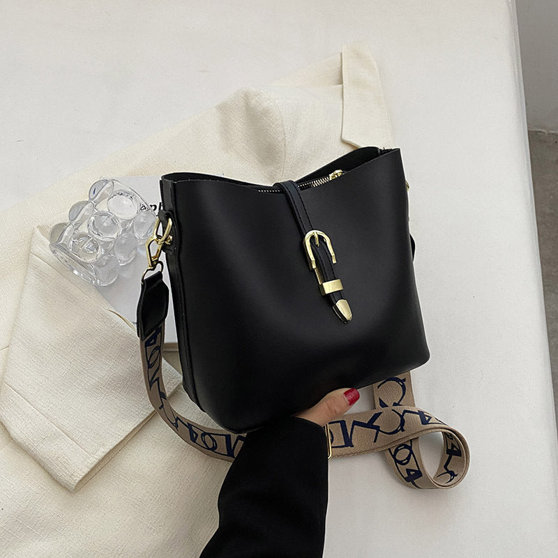 DARIA | Elegant Maxi Bag