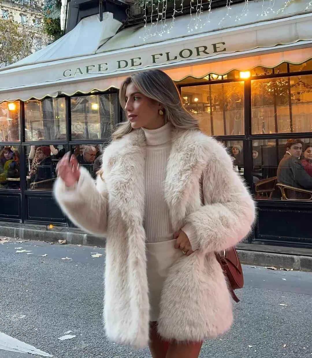 MARINA | Abrigo de piel de moda