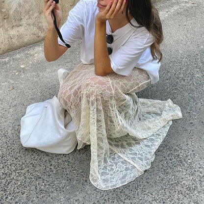 VENUS | Chic Lace Skirt 